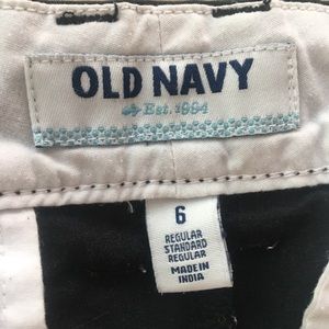 Size 6 old navy black shorts